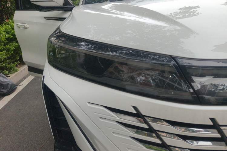 Used CHANGAN CS75 PLUS 2023 3rd Generation 1.5T Automatic Pilot Model Right Front Headlight