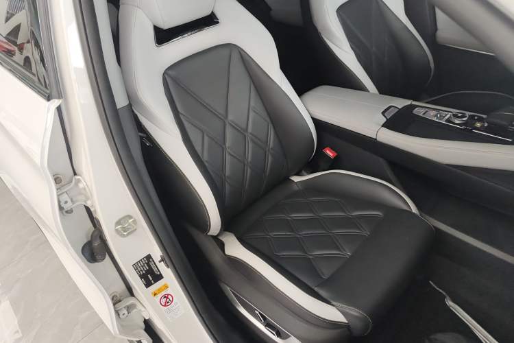 Used CHANGAN CS75 PLUS 2023 3rd Generation 1.5T Automatic Prestige Model Right Front Seat