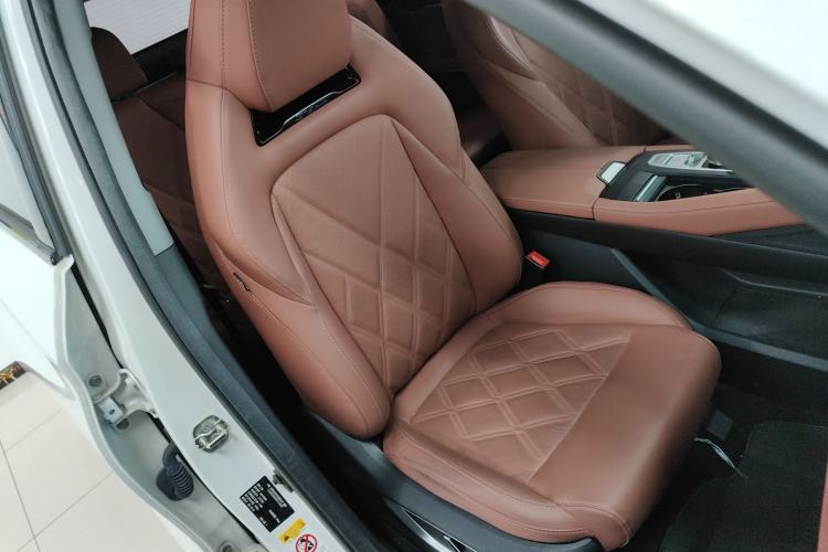 Used CHANGAN CS75 PLUS 2023 3rd Generation 1.5T Automatic Prestige Model Right Front Seat