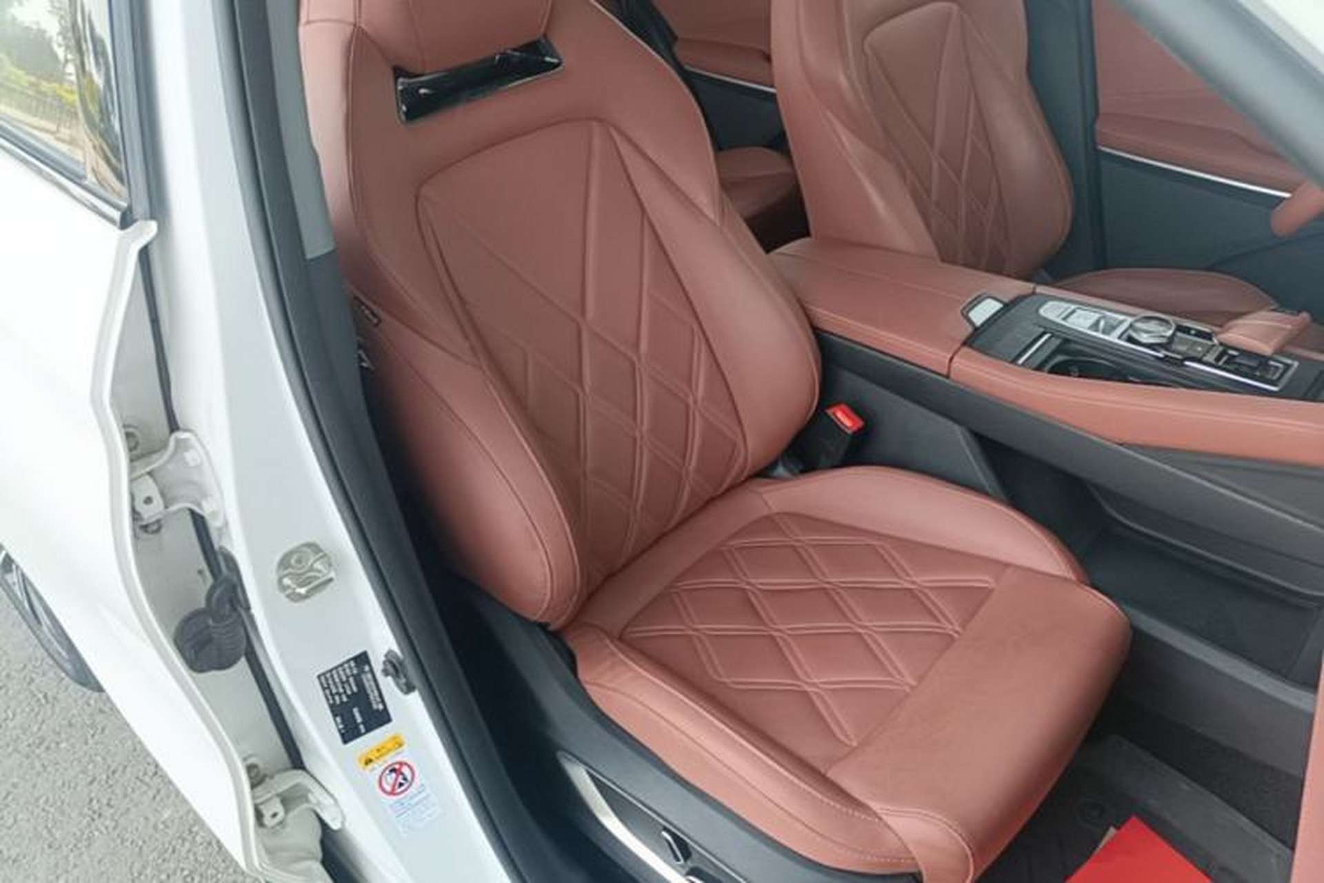 Used CHANGAN CS75 PLUS 2023 3rd Generation 1.5T Automatic Pilot Model Right Front Seat