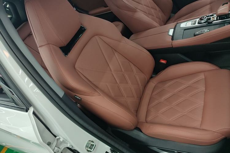Used CHANGAN CS75 PLUS 2023 3rd Generation 1.5T Automatic Prestige Model Right Front Seat
