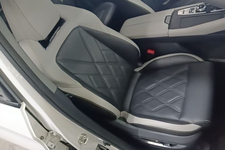 Used CHANGAN CS75 PLUS 2023 3rd Generation 1.5T Automatic Prestige Model Right Front Seat