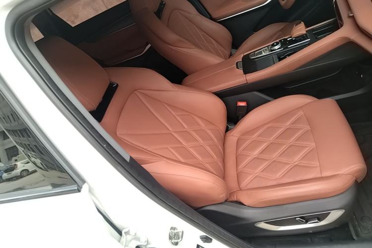 Used CHANGAN CS75 PLUS 2023 3rd Generation 1.5T Automatic Prestige Model Right Front Seat