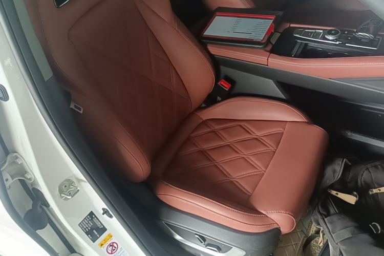 Used CHANGAN CS75 PLUS 2023 3rd Generation 1.5T Automatic Prestige Model Right Front Seat