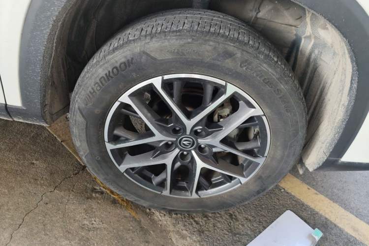 Used CHANGAN CS75 PLUS 2023 2nd Generation 1.5T Automatic Elite Version Right Front Wheel Hub