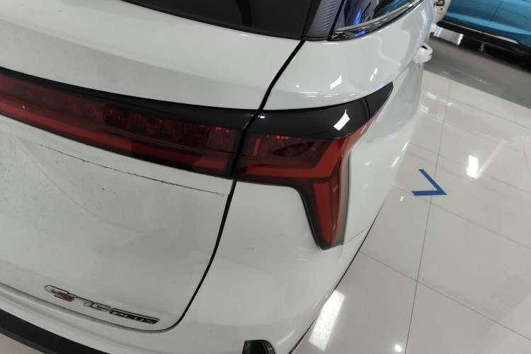 Used CHANGAN CS75 PLUS 2023 3rd Generation 1.5T Automatic Prestige Model Right Rear Taillight