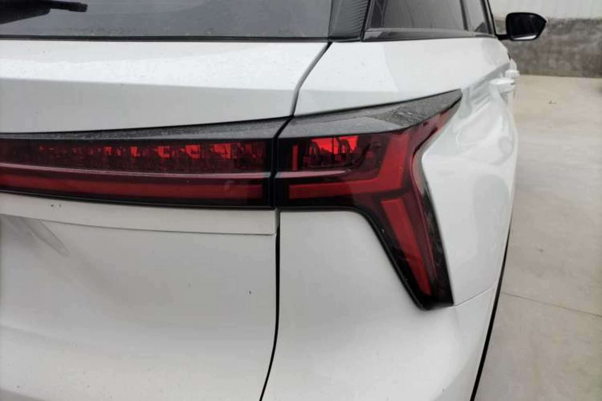 Used CHANGAN CS75 PLUS 2023 3rd Generation 1.5T Automatic Prestige Model Right Rear Taillight