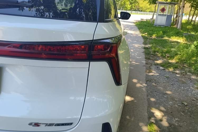 Used CHANGAN CS75 PLUS 2023 3rd Generation 1.5T Automatic Prestige Model Right Rear Taillight