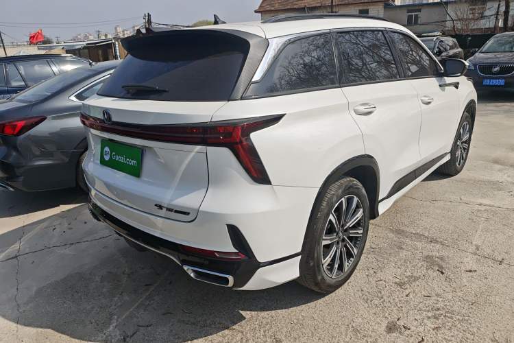 Used CHANGAN CS75 PLUS 2023 3rd Generation 1.5T Automatic Prestige Model Right Rear Taillight