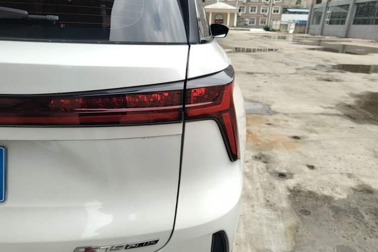 Used CHANGAN CS75 PLUS 2023 3rd Generation 1.5T Automatic Prestige Model Right Rear Taillight