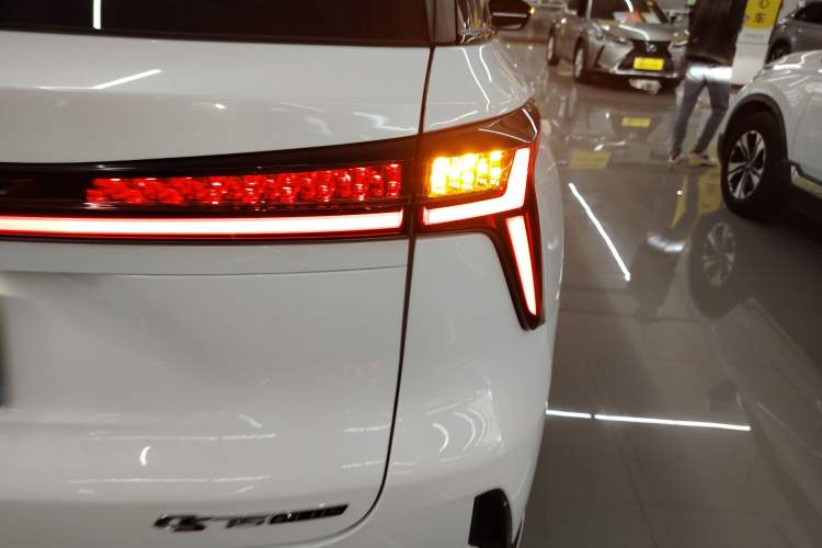 Used CHANGAN CS75 PLUS 2023 3rd Generation 1.5T Automatic Prestige Model Right Rear Taillight