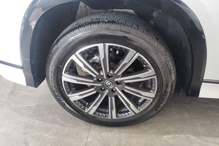 Used CHANGAN CS75 PLUS 2023 3rd Generation 1.5T Automatic Pilot Model Right Rear Wheel Hub