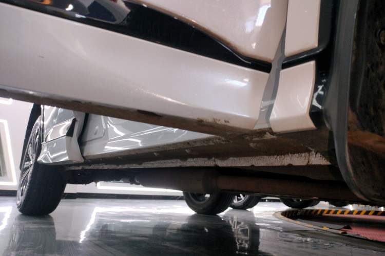 Used CHANGAN CS75 PLUS 2023 3rd Generation 1.5T Automatic Prestige Model Right Side Sill