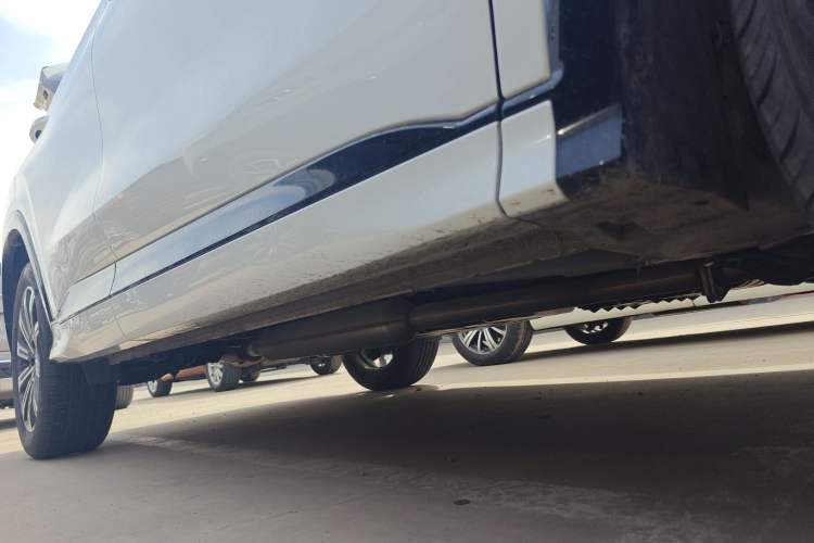 Used CHANGAN CS75 PLUS 2023 3rd Generation 1.5T Automatic Prestige Model Right Side Sill