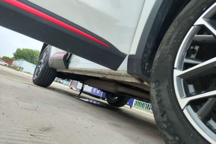 Used CHANGAN CS75 PLUS 2023 2nd Generation 1.5T Automatic Elite Version Right Side Sill