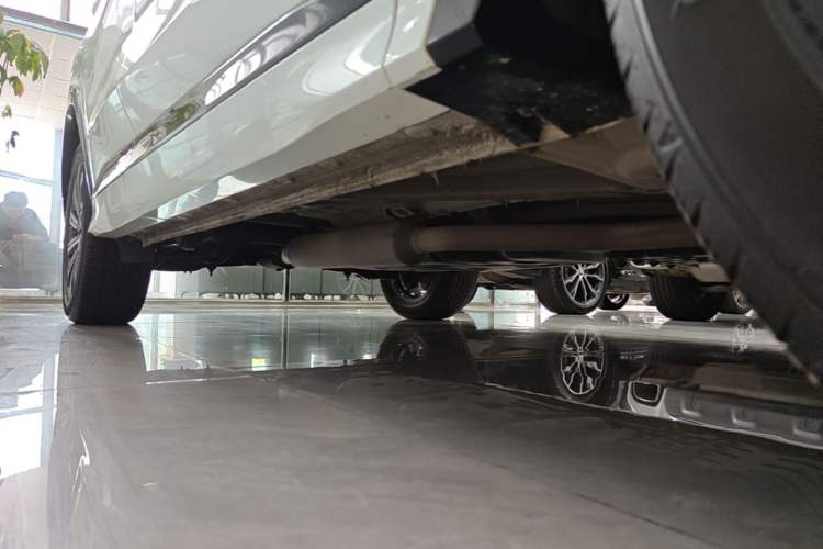 Used CHANGAN CS75 PLUS 2023 3rd Generation 1.5T Automatic Pilot Model Right Side Sill