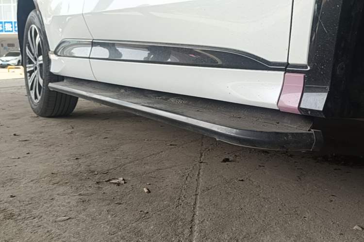 Used CHANGAN CS75 PLUS 2023 3rd Generation 1.5T Automatic Prestige Model Right Side Sill