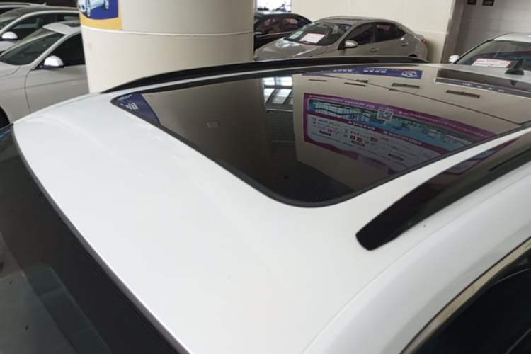 Used CHANGAN CS75 PLUS 2023 3rd Generation 1.5T Automatic Pilot Model Roof