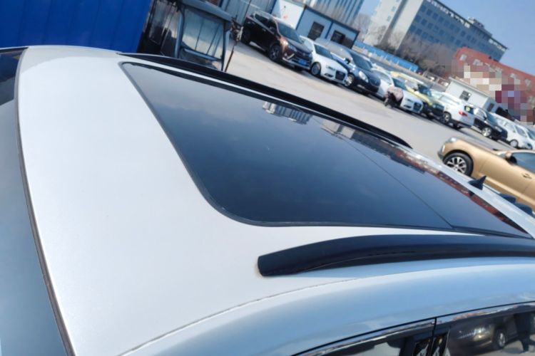 Used CHANGAN CS75 PLUS 2023 3rd Generation 1.5T Automatic Pilot Model Roof