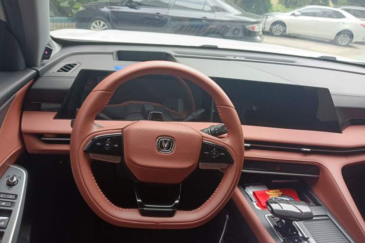 Used CHANGAN CS75 PLUS 2023 3rd Generation 1.5T Automatic Pilot Model Steering Wheel