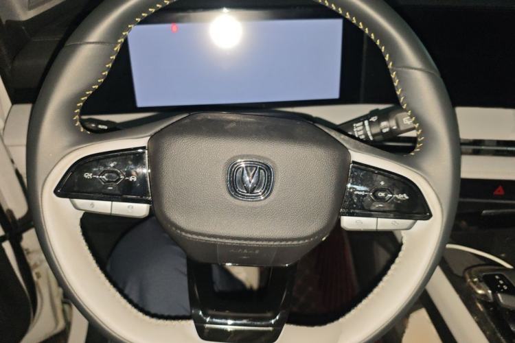 Used CHANGAN CS75 PLUS 2023 3rd Generation 1.5T Automatic Prestige Model Steering Wheel