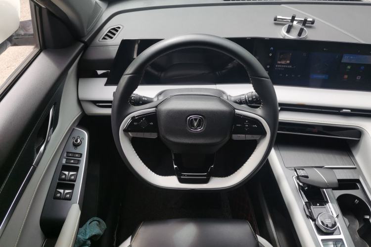 Used CHANGAN CS75 PLUS 2023 3rd Generation 1.5T Automatic Prestige Model Steering Wheel