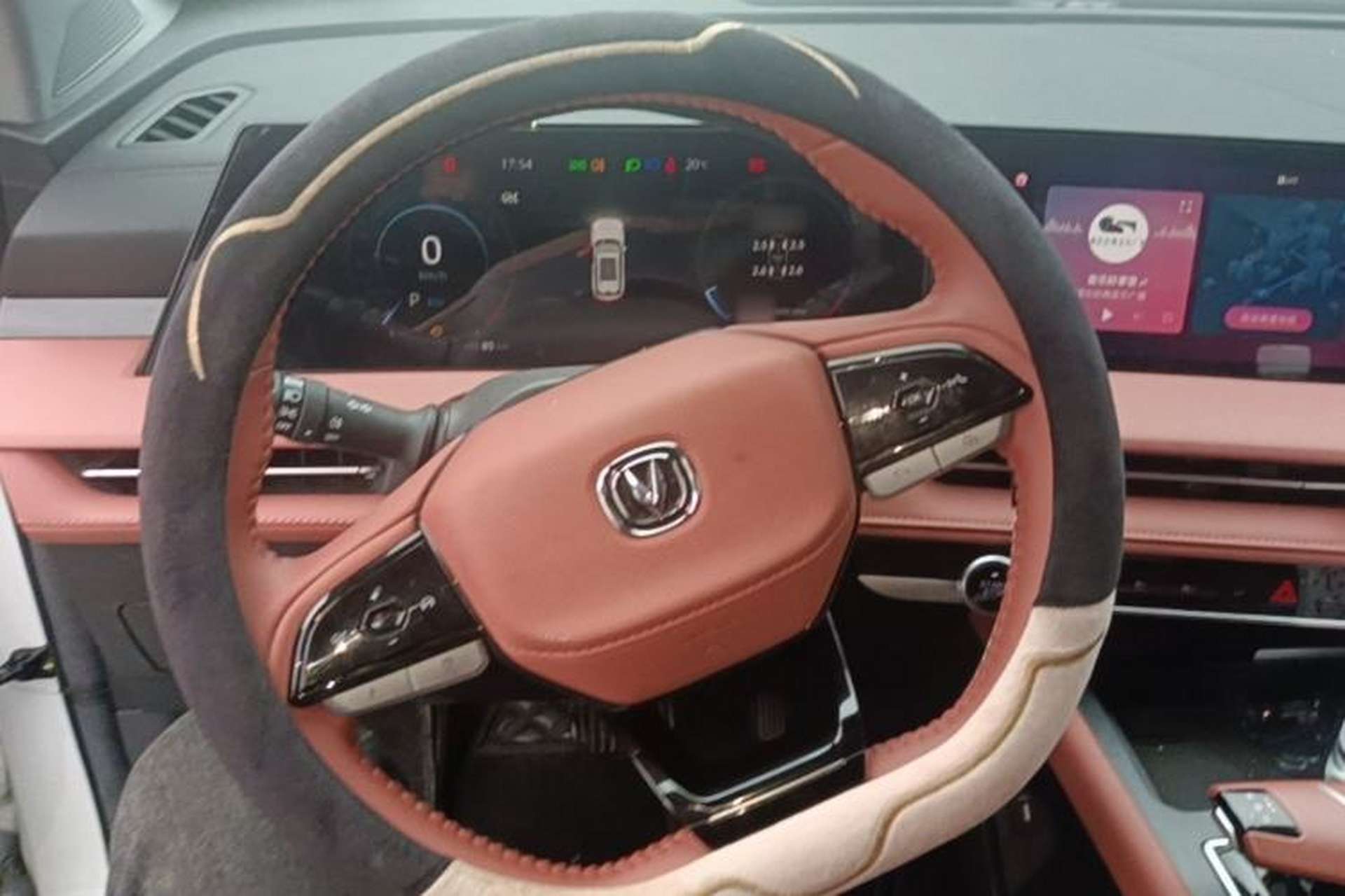 Used CHANGAN CS75 PLUS 2023 3rd Generation 1.5T Automatic Prestige Model Steering Wheel