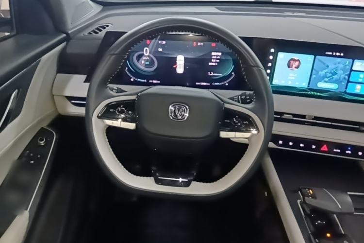 Used CHANGAN CS75 PLUS 2023 3rd Generation 1.5T Automatic Prestige Model Steering Wheel