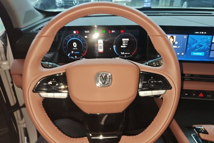 Used CHANGAN CS75 PLUS 2023 3rd Generation 1.5T Automatic Prestige Model Steering Wheel