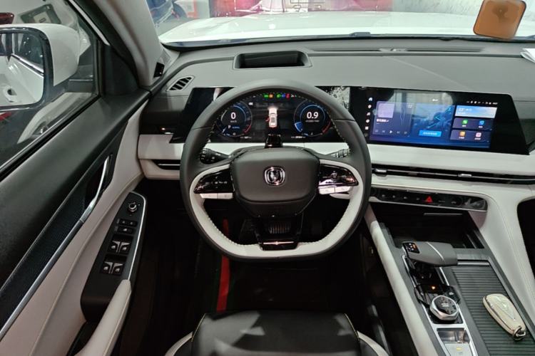 Used CHANGAN CS75 PLUS 2023 3rd Generation 1.5T Automatic Pilot Model Steering Wheel