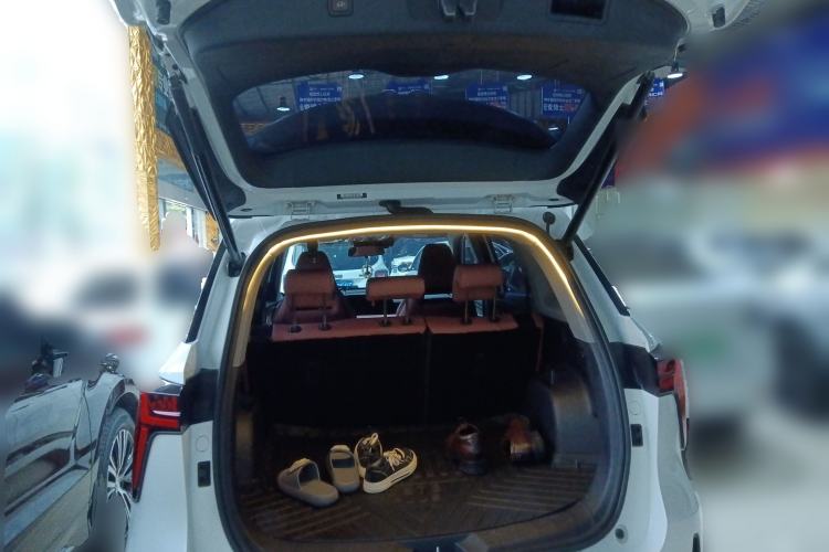 Used CHANGAN CS75 PLUS 2023 3rd Generation 2.0T Automatic Prestige Version Trunk