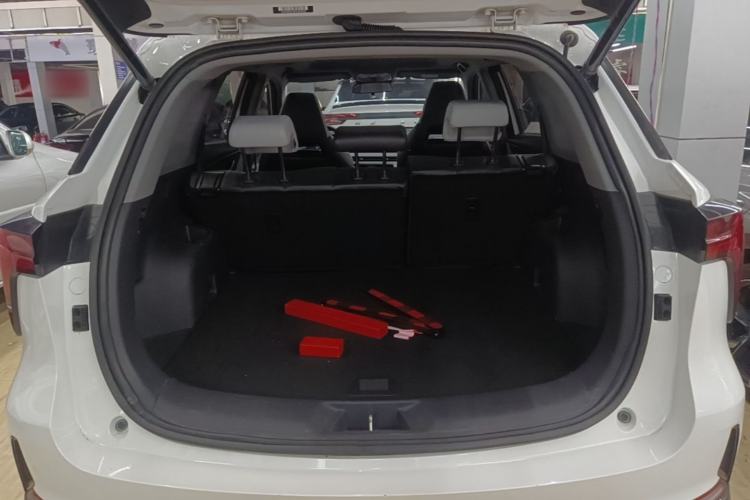 Used CHANGAN CS75 PLUS 2023 3rd Generation 1.5T Automatic Prestige Model Trunk