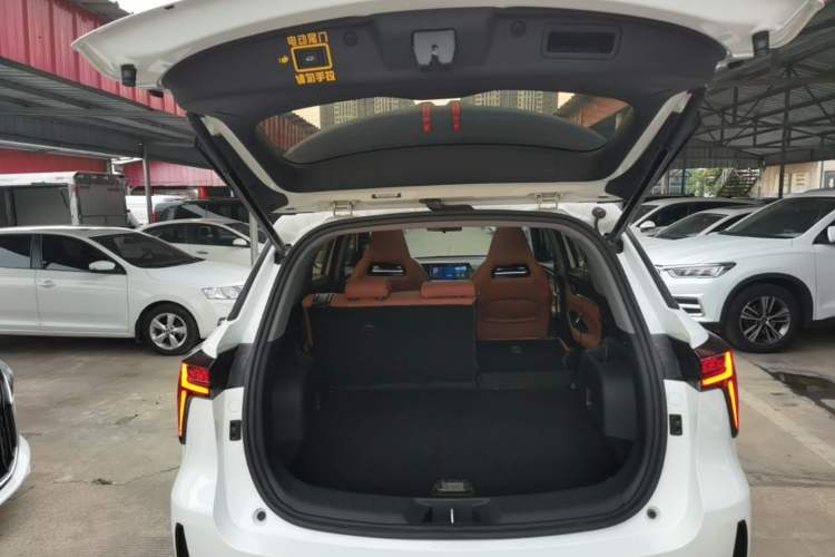 Used CHANGAN CS75 PLUS 2023 3rd Generation 1.5T Automatic Prestige Model Trunk