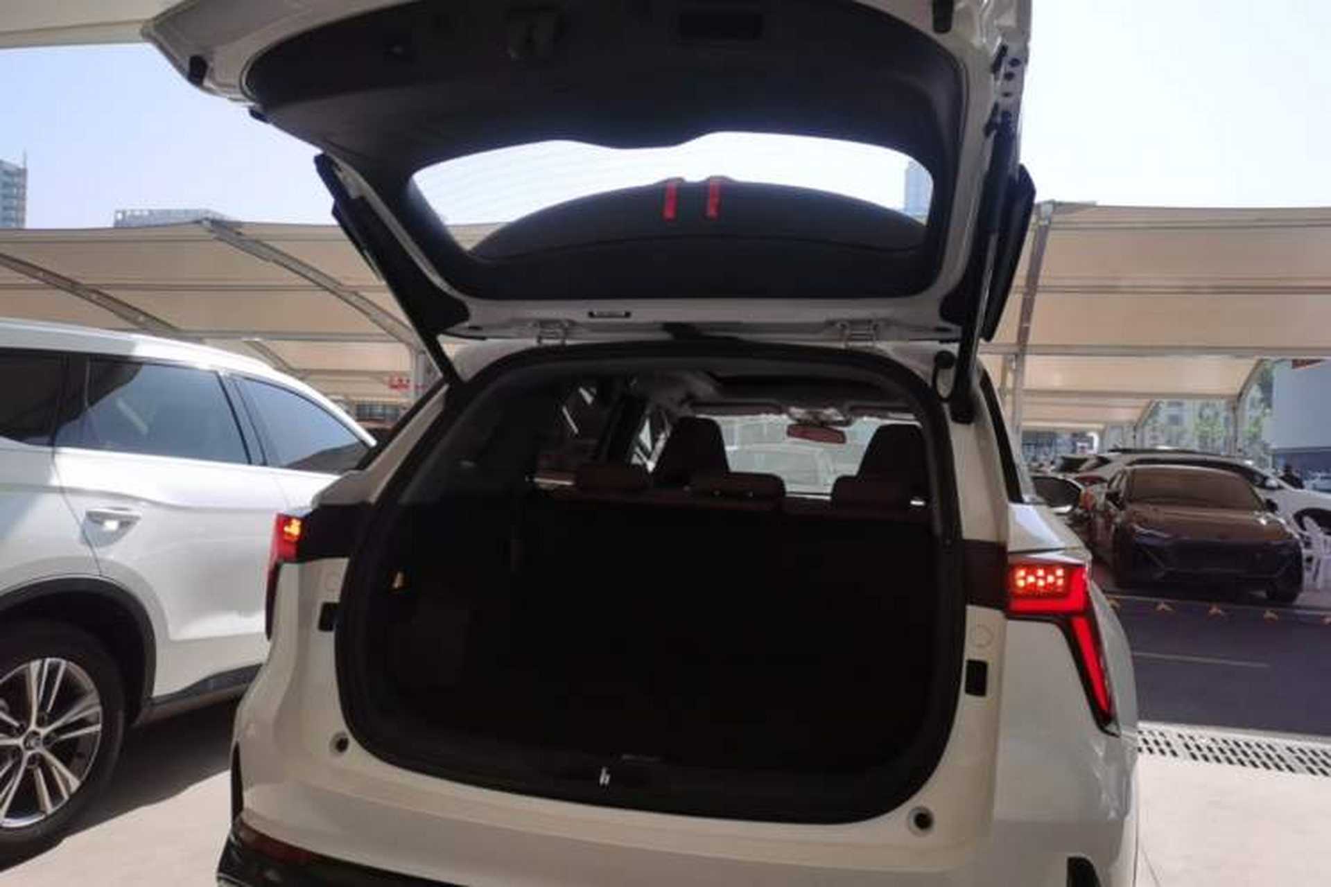 Used CHANGAN CS75 PLUS 2023 3rd Generation 1.5T Automatic Prestige Model Trunk