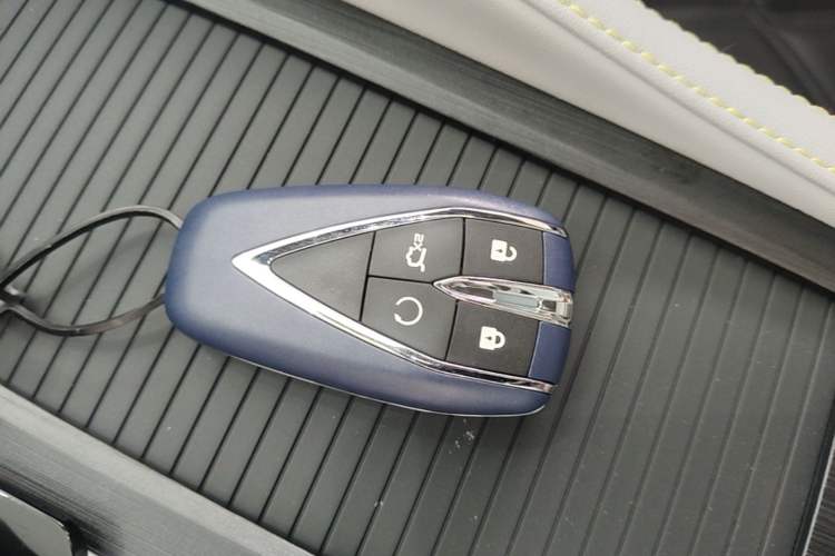 Used CHANGAN CS75 PLUS 2023 3rd Generation 1.5T Automatic Pilot Model Vehicle Key