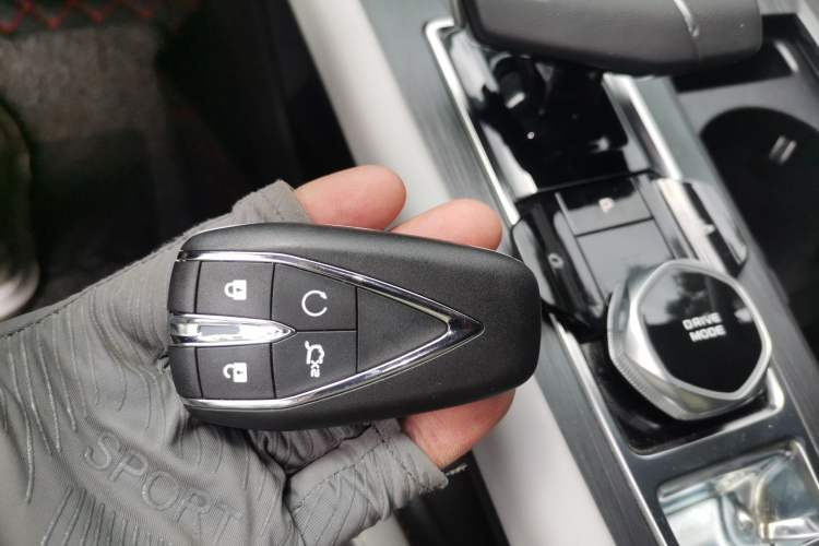 Used CHANGAN CS75 PLUS 2023 3rd Generation 1.5T Automatic Prestige Model Vehicle Key