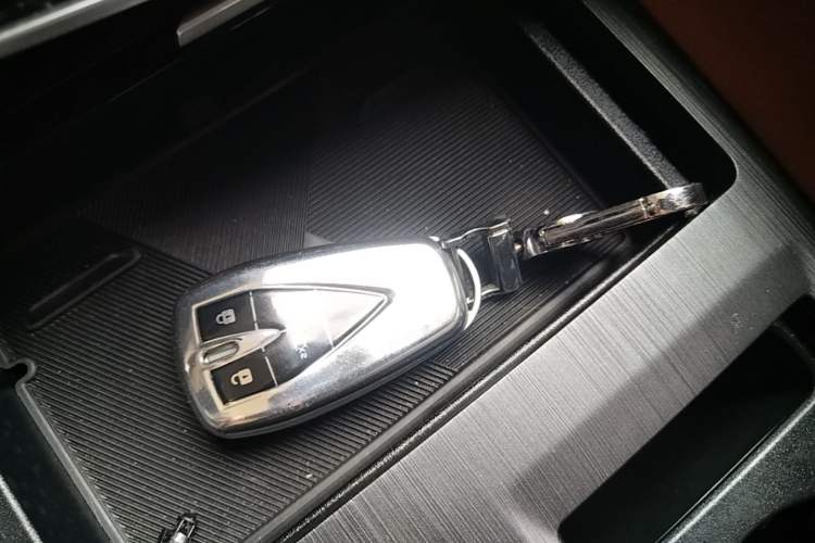 Used CHANGAN CS75 PLUS 2023 3rd Generation 1.5T Automatic Prestige Model Vehicle Key