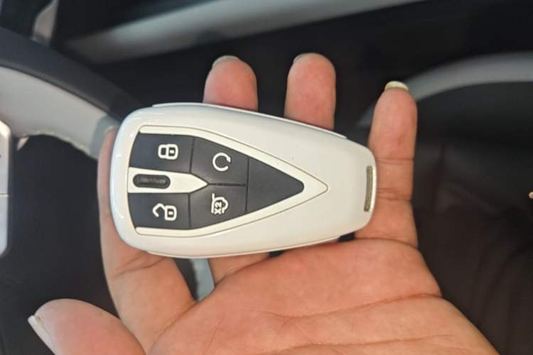 Used CHANGAN CS75 PLUS 2023 3rd Generation 1.5T Automatic Prestige Model Vehicle Key