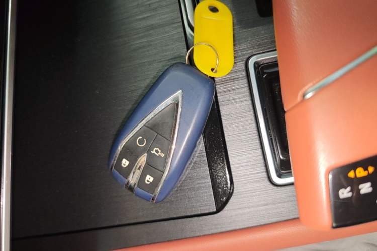Used CHANGAN CS75 PLUS 2023 3rd Generation 1.5T Automatic Luxury Model Vehicle Key