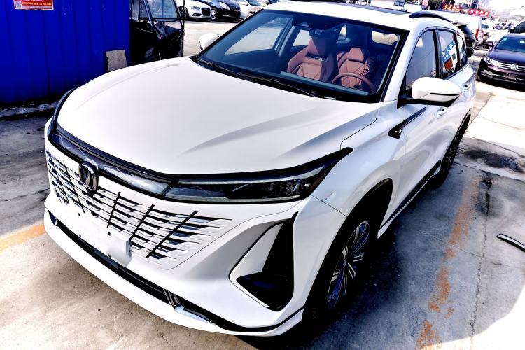 Ojetý CHANGAN CS75 PLUS 2023 3rd Generation 1.5T Automatic Pilot Model Guazi used car, China used car export, Used car for sale, Used cars, Cheapest cars for sale