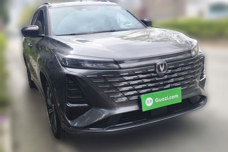 Used CHANGAN CS75 PLUS 2024 3rd Generation Champion Edition 1.5T Intelligent Drive Dynamic Model Front Right 45 Deg