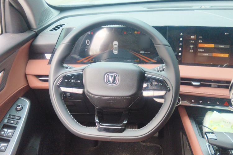 Used CHANGAN CS75 PLUS 2024 3rd Generation Champion Edition 1.5T Intelligent Drive Dynamic Model Steering Wheel