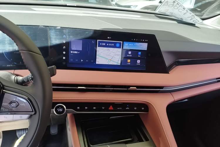 Used CHANGAN CS75 PLUS 2024 3rd Generation Champion Edition 1.5T Intelligent Drive Dynamic Model Audio And AC Panel