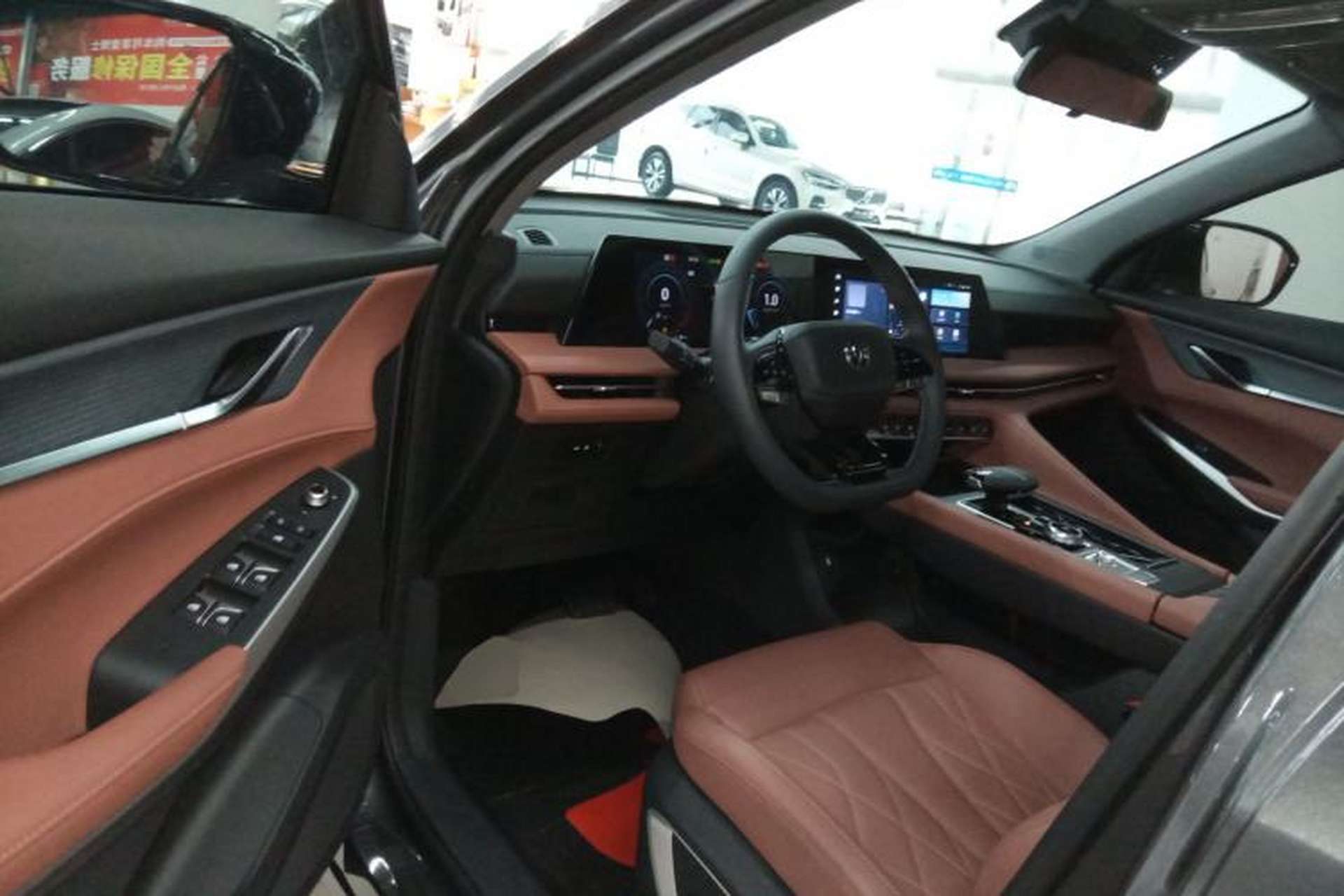Used CHANGAN CS75 PLUS 2024 3rd Generation Champion Edition 1.5T Intelligent Drive Dynamic Model Driver Seat