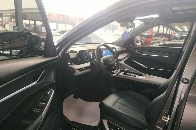 Used CHANGAN CS75 PLUS 2024 3rd Generation Champion Edition 1.5T Intelligent Drive Dynamic Model Driver Seat