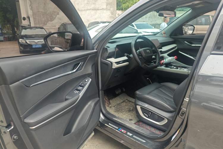 Used CHANGAN CS75 PLUS 2024 3rd Generation Champion Edition 2.0T Intelligent Drive Performance Model Driver Seat