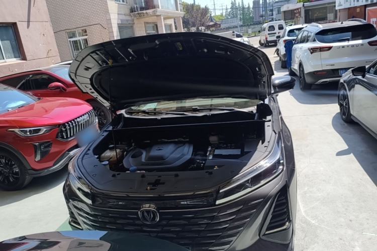 Used CHANGAN CS75 PLUS 2024 3rd Generation Champion Edition 1.5T Intelligent Drive Dynamic Model Engine Bay
