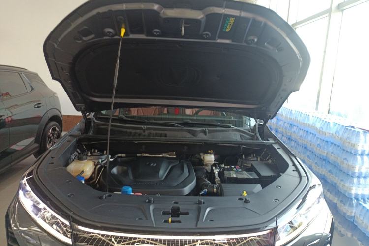 Used CHANGAN CS75 PLUS 2024 3rd Generation Champion Edition 1.5T Intelligent Drive Dynamic Model Engine Bay