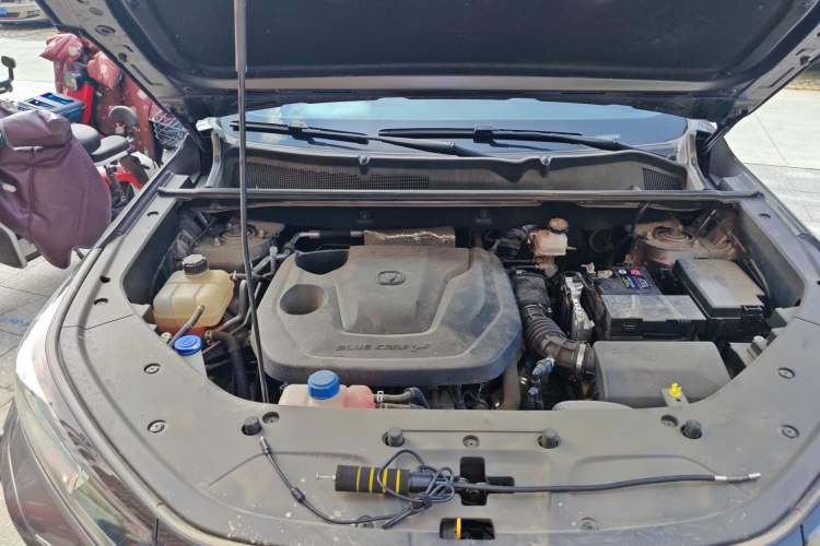 Used CHANGAN CS75 PLUS 2024 3rd Generation Champion Edition 1.5T Intelligent Drive Dynamic Model Engine Bay