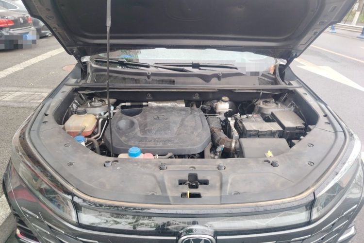 Used CHANGAN CS75 PLUS 2024 3rd Generation Champion Edition 1.5T Intelligent Drive Dynamic Model Engine Bay